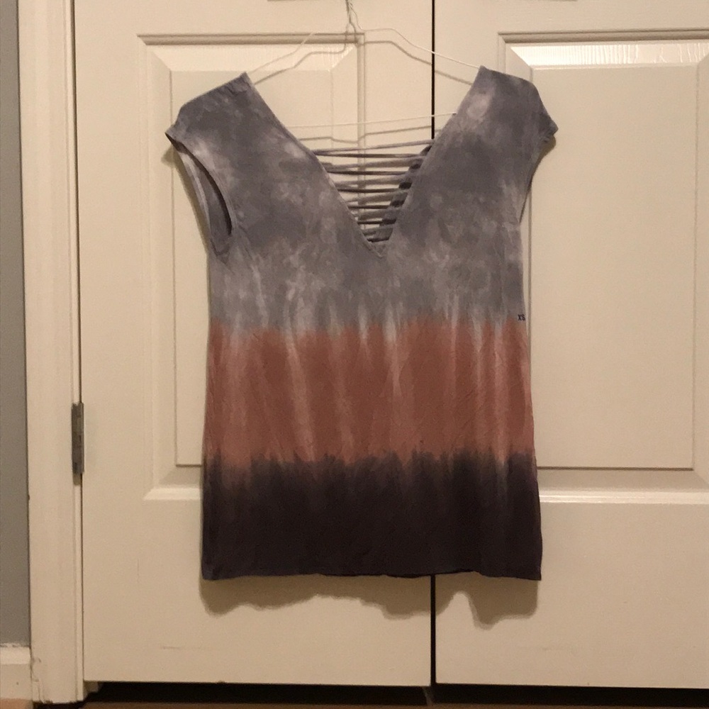 Tie die tank